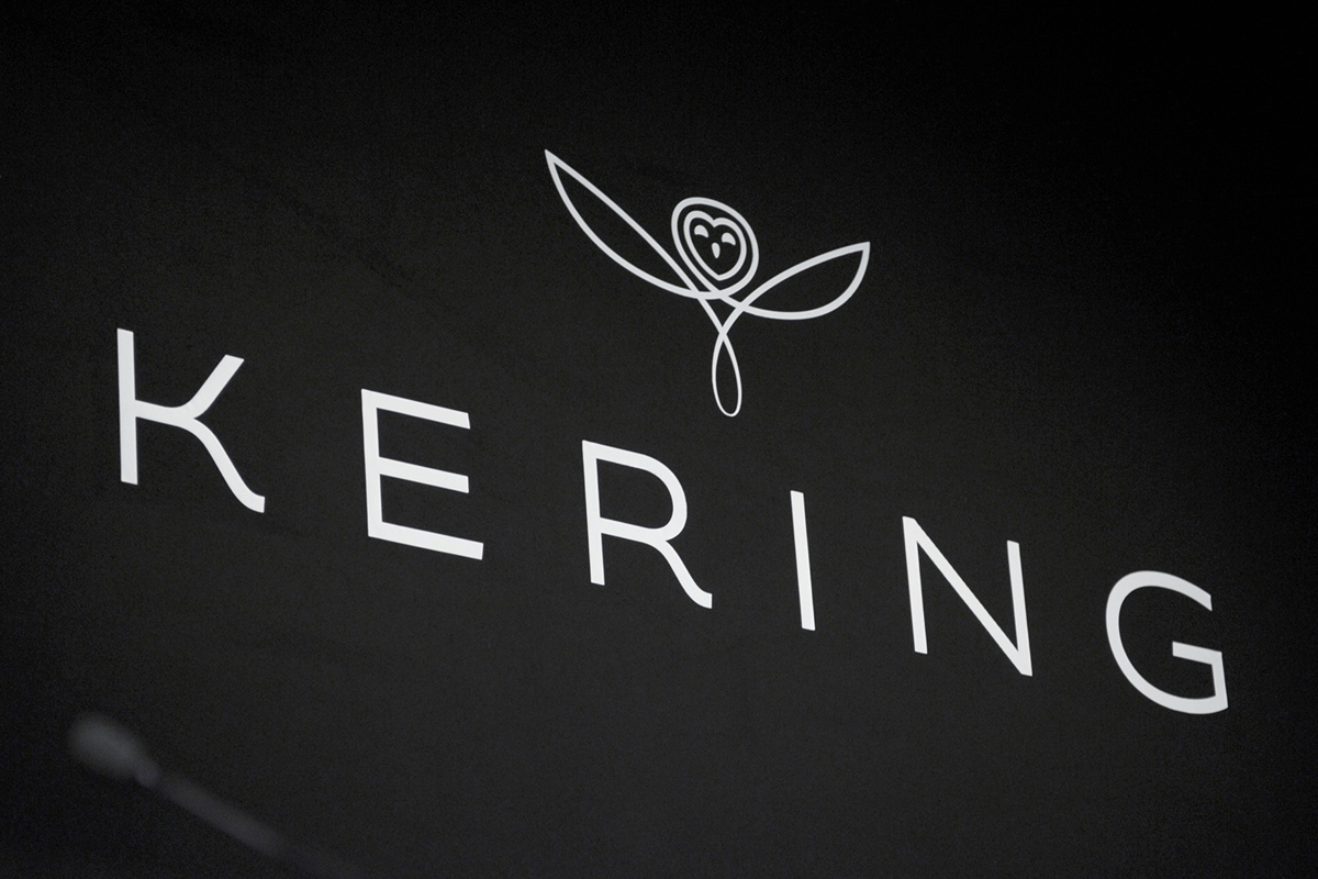 Kering сделает своих сотрудников соакционерами компании