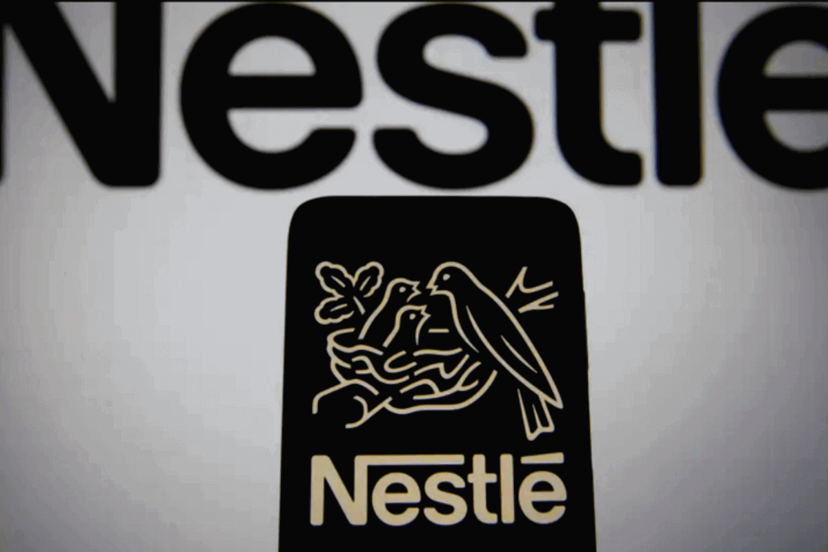 Изгнание птенца из гнезда Nestle