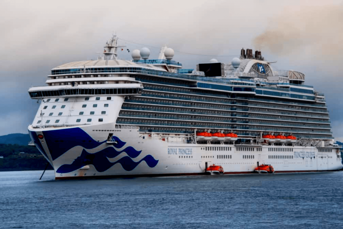 15 самых больших и роскошных круизных лайнеров: Royal Princess