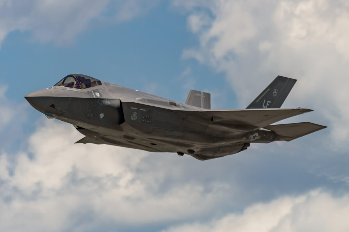 8. Lockheed Martin F-35A: 77,9 млн долларов