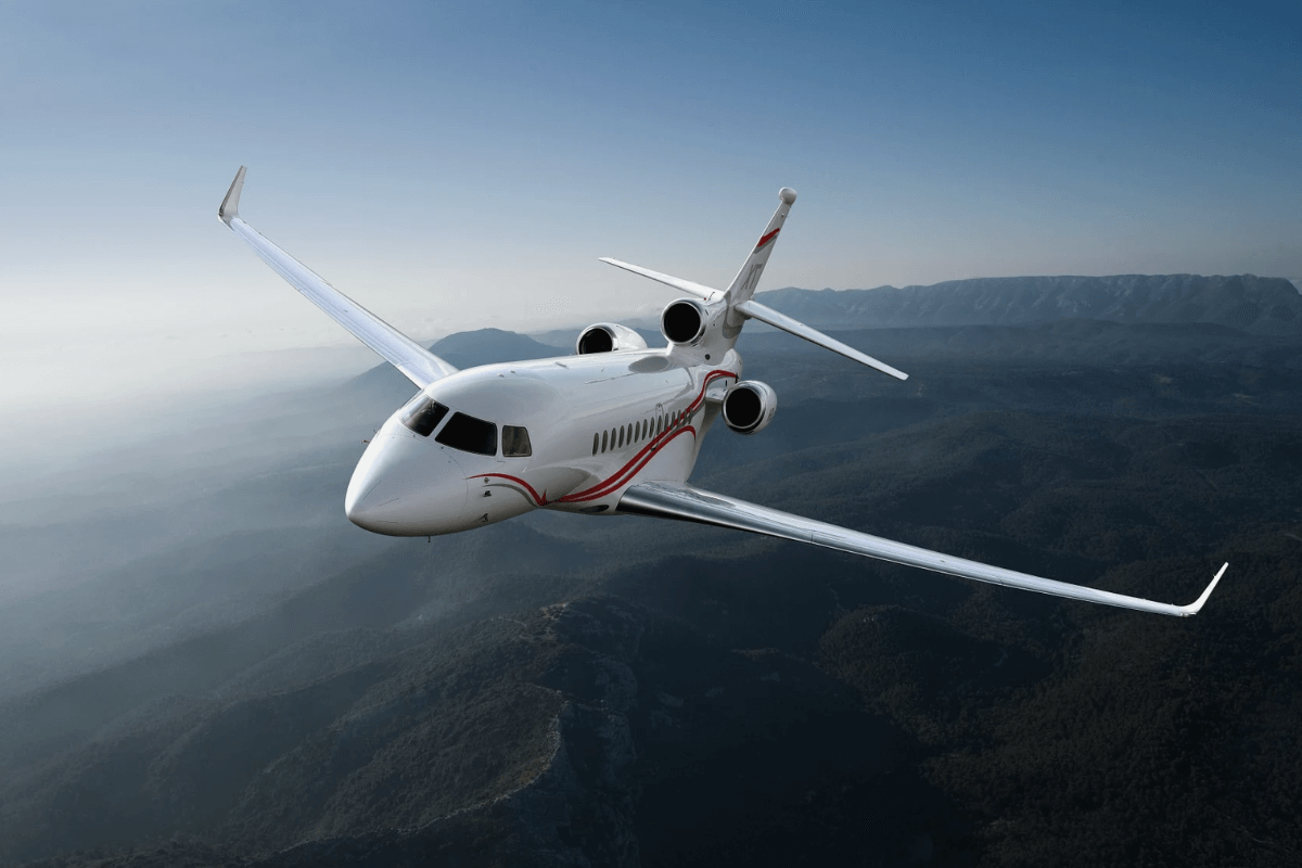 Топ-10 самых быстрых частных самолетов: Dassault Falcon 7X