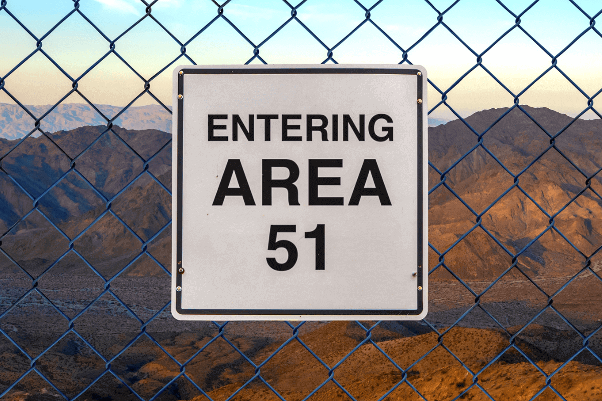 Описание засекреченного объекта Area 51