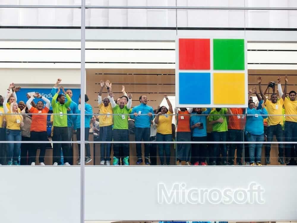 Сотрудники корпорации Microsoft
