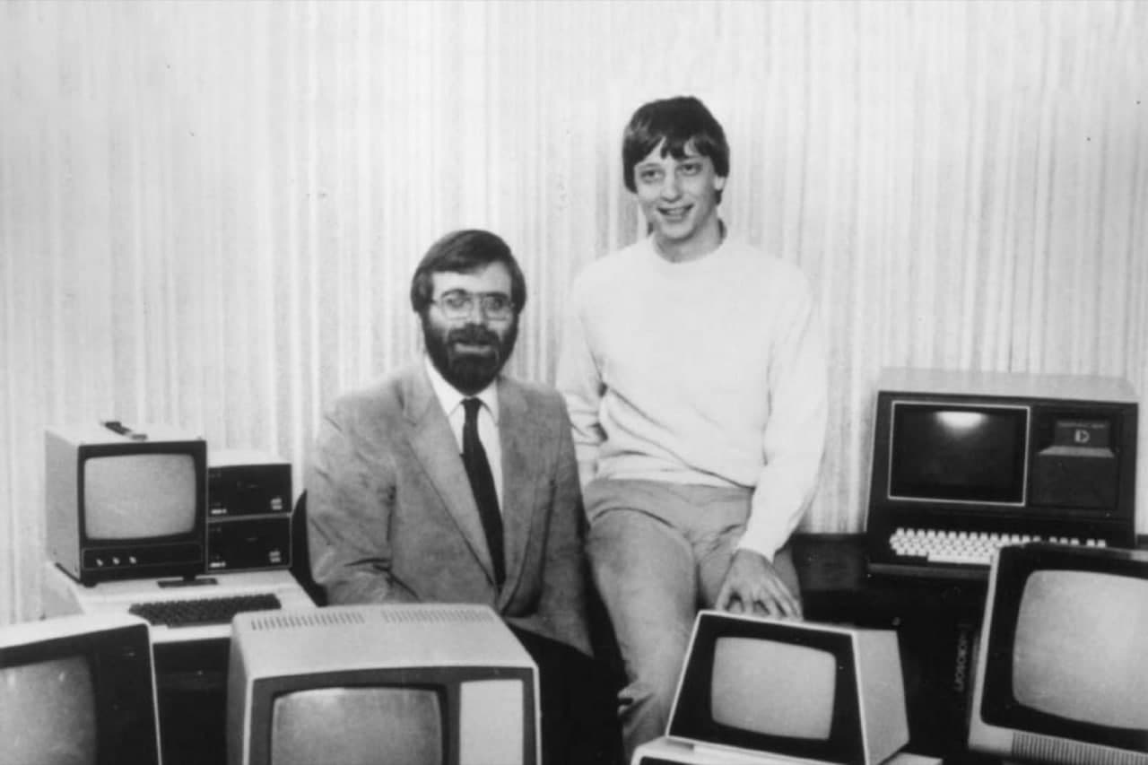 Билл Гейтс и Пол Аллен создатели компании Microsoft
