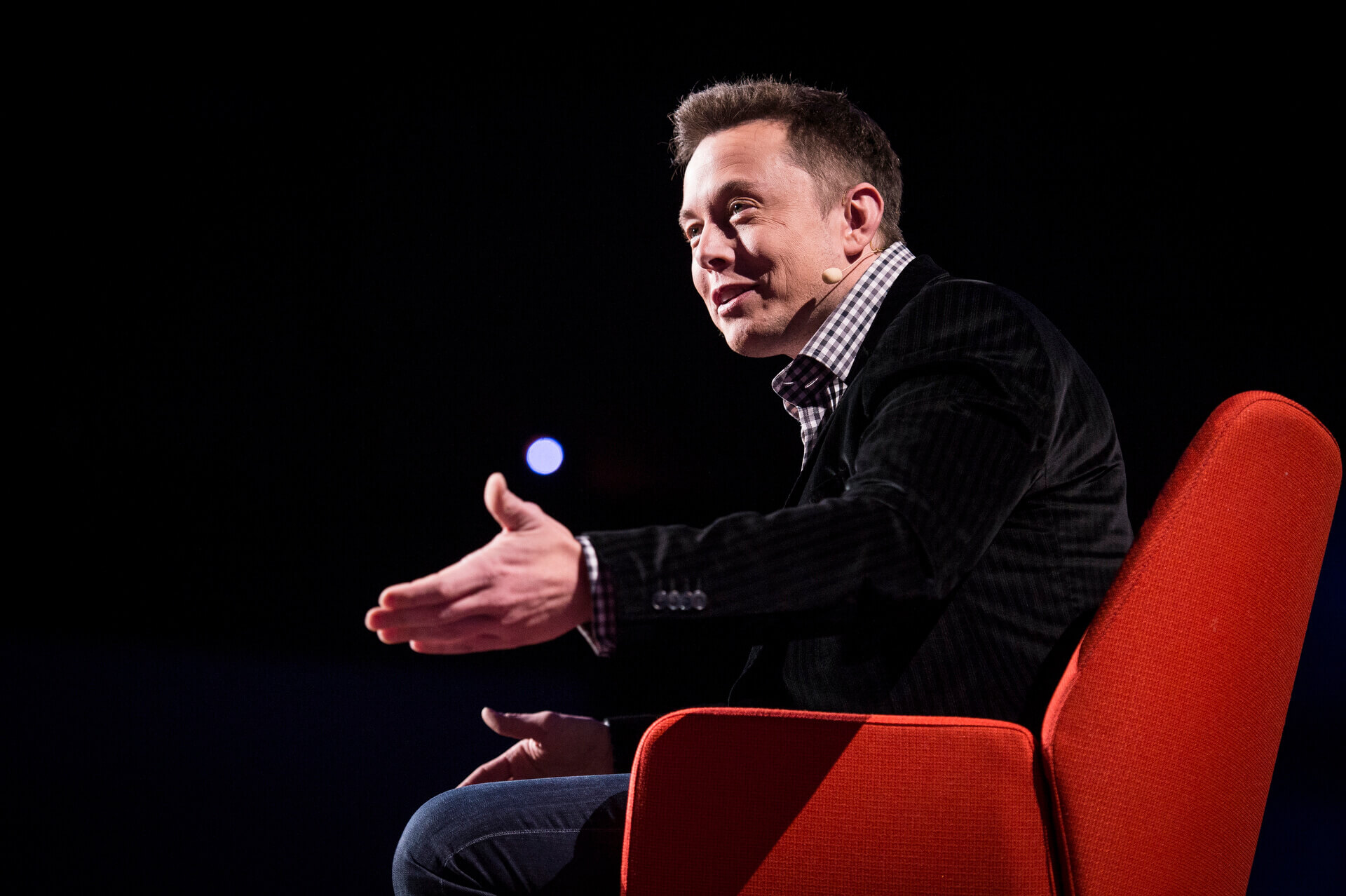 Илон Маск: подборка фильмов и документальных роликов про историю успеха основателя SpaceX